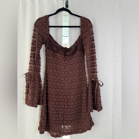 Fashion Nova Brown Lace Ruffle Long Sleeve Mini Dress Cocktail Look NWT Size M - Picture 6 of 11
